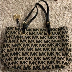 Michael Kors purse